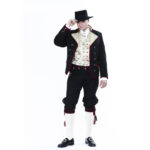 Rogaland-med-jakke-og-hat-lys-brokade-front-Solhjell-jpg-flash_frame610_x_610